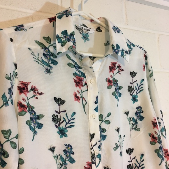 BB Dakota Tops - BB Dakota Floral Print Button Down Shirt